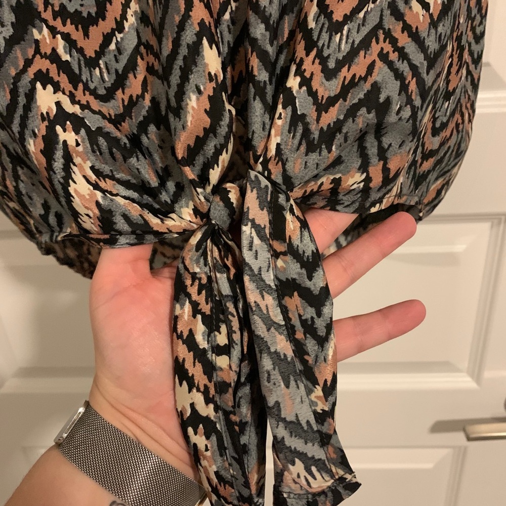 Mixed material top - Picture 2 of 5